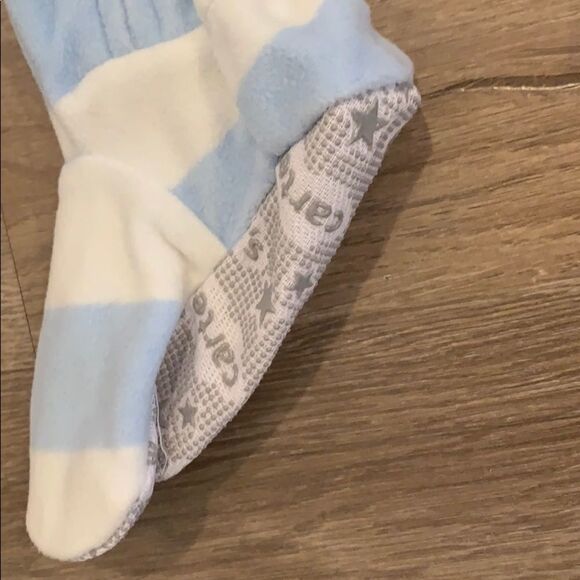 Carter’s
onesie sleeps wear  - Picture 3 of 6